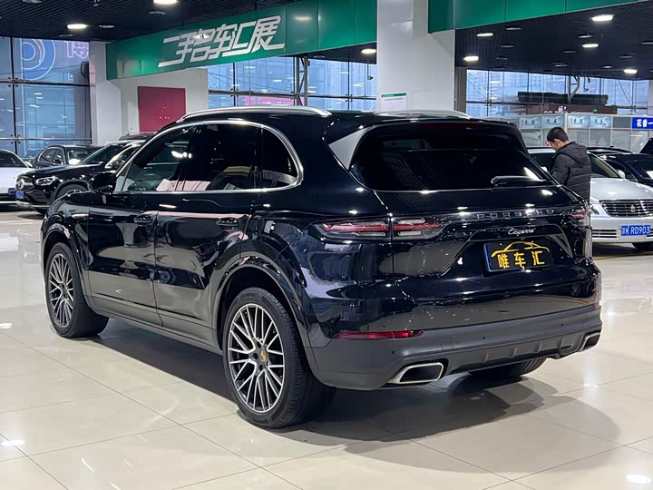 Фото 6 - Porsche Cayenne