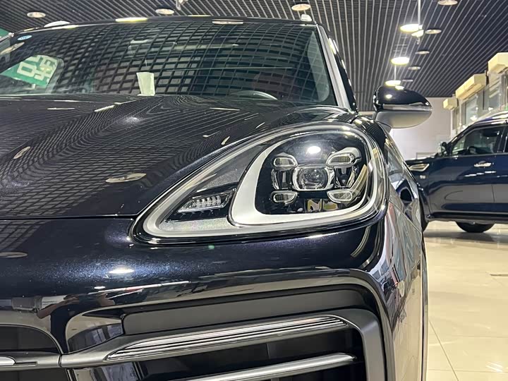 Фото 8 - Porsche Cayenne