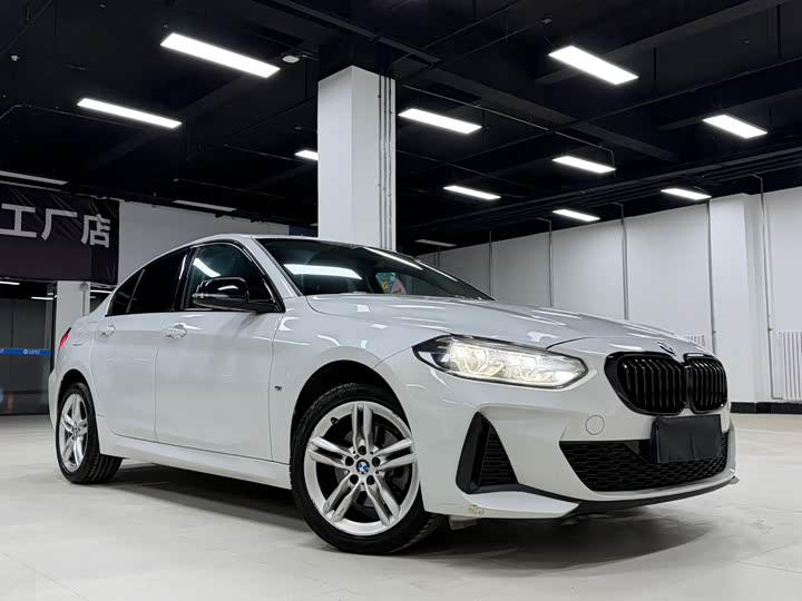 Фото 2 - BMW 1 Series