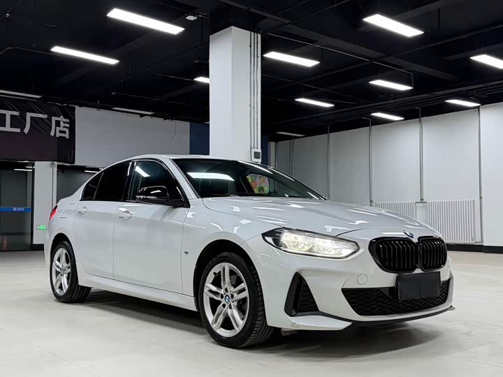 Фото 5 - BMW 1 Series
