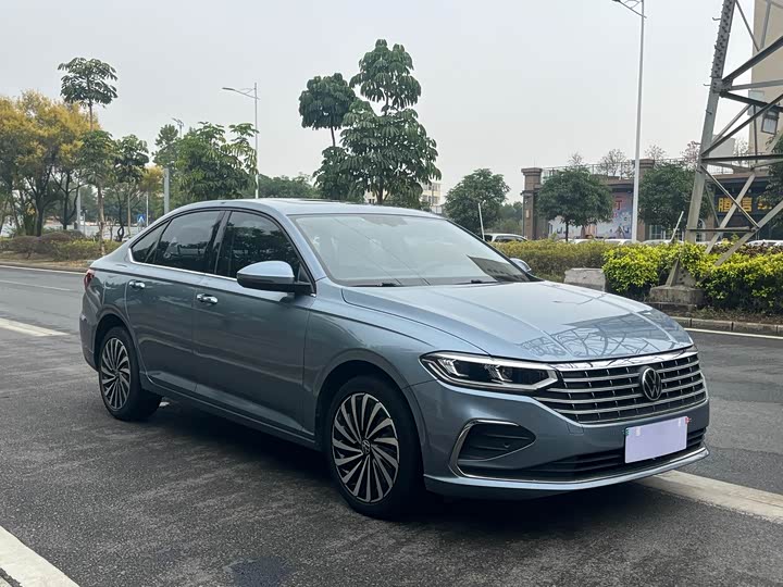 Фото 3 - Volkswagen Lavida