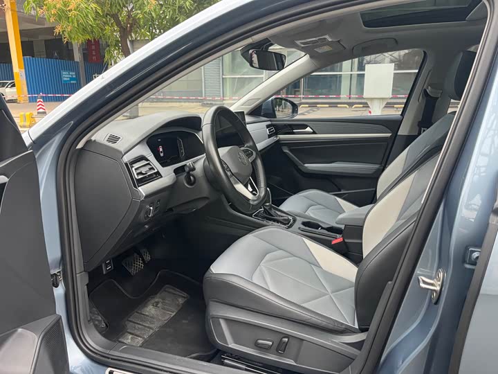 Фото 7 - Volkswagen Lavida