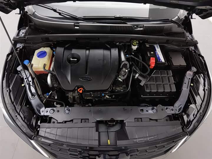 Фото 6 - Chery Omoda S5 (Arrizo 5 Plus)