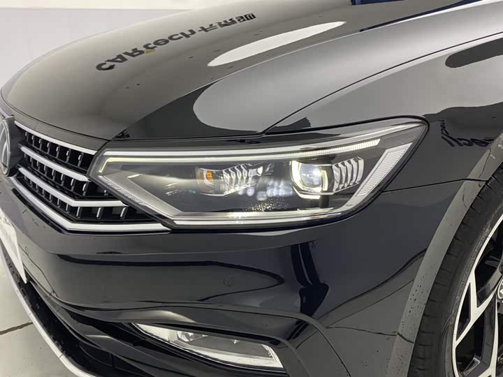 Фото 9 - Volkswagen Magotan