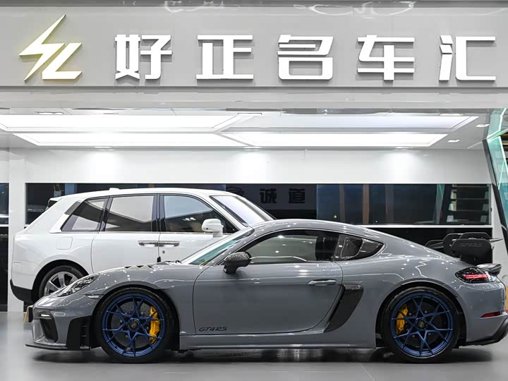 Фото 2 - Porsche 718