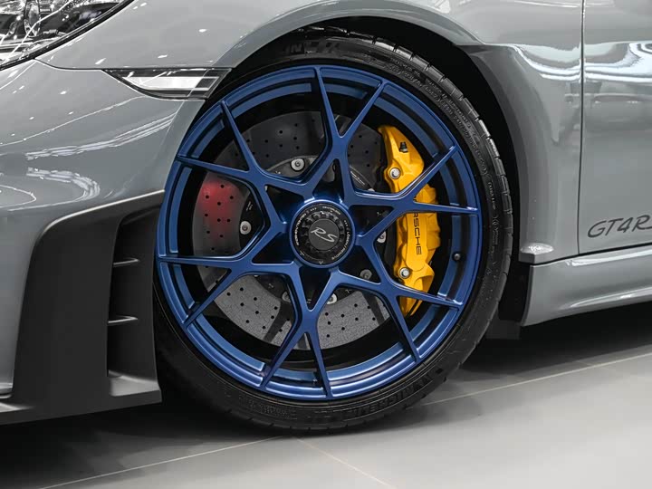 Фото 3 - Porsche 718