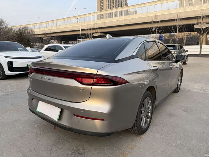 Фото 9 - GAC Aion S