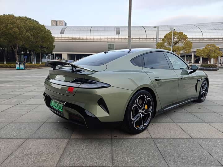 Фото 7 - Xiaomi SU7