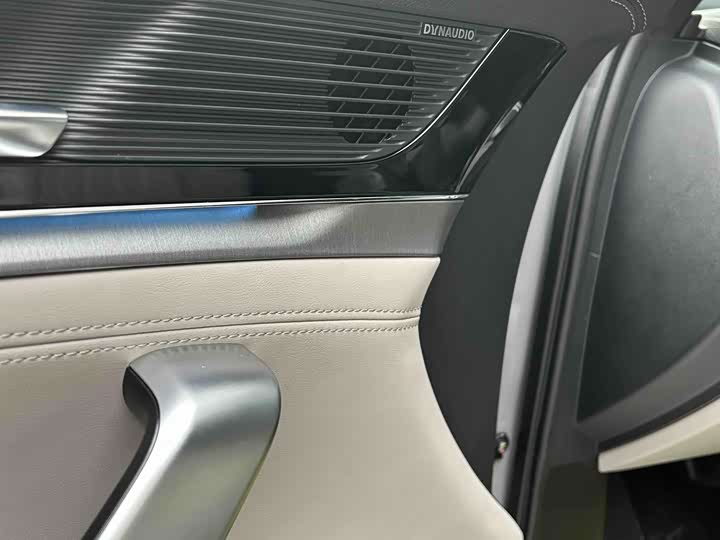 Фото 9 - BYD Tang Hybrid/EV