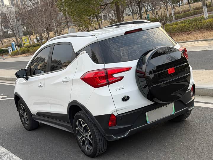 Фото 4 - BYD Yuan Pro