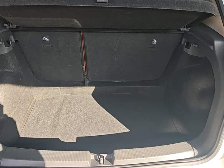 Фото 4 - Volkswagen T-Cross