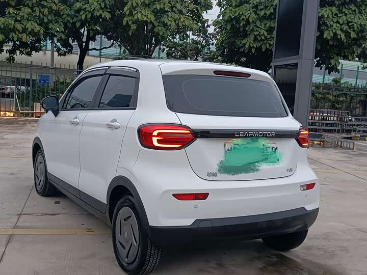 Фото 2 - Leapmotor T03