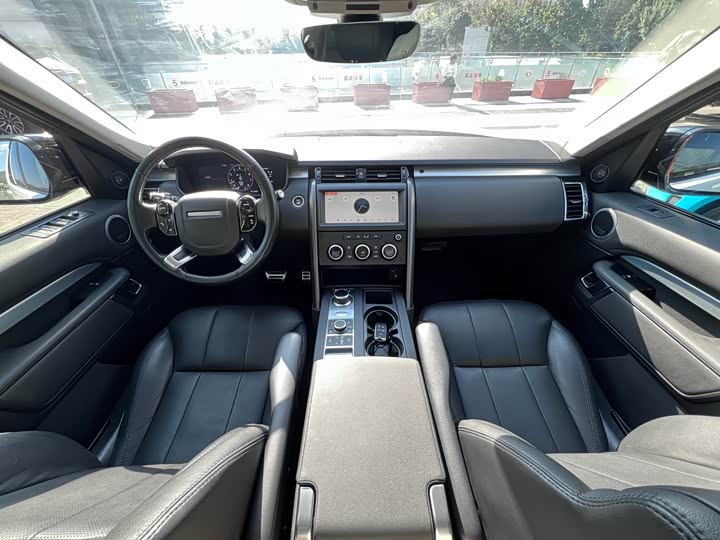 Фото 9 - Land Rover Discovery