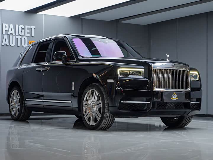 Фото 3 - Rolls-Royce Cullinan