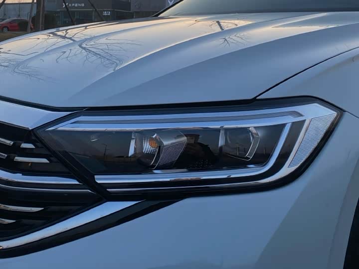 Фото 5 - Volkswagen Sagitar L