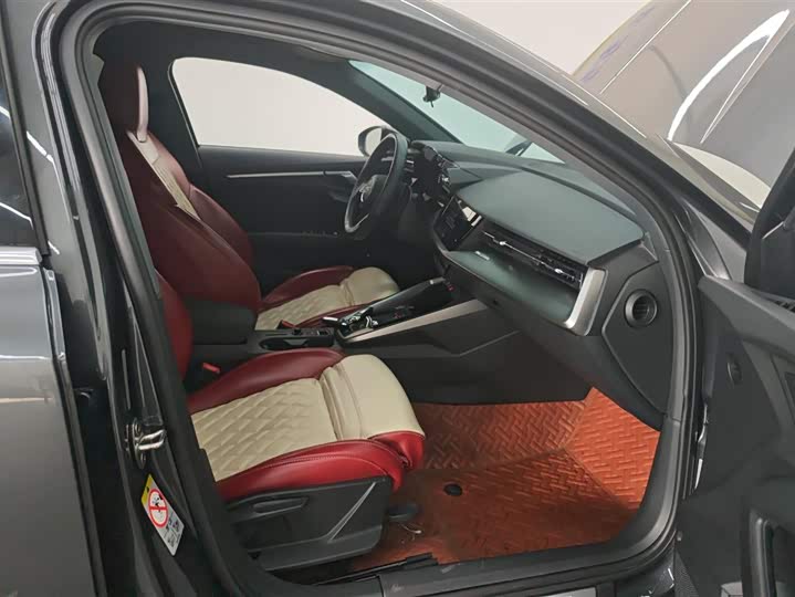 Фото 8 - Audi A3