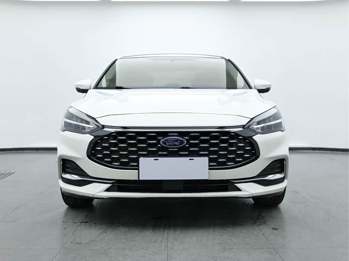 Фото 2 - Ford Focus