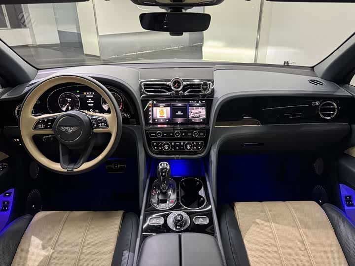 Фото 6 - Bentley Bentayga