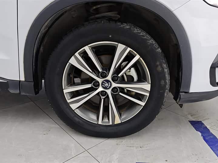 Фото 6 - BYD Song Pro