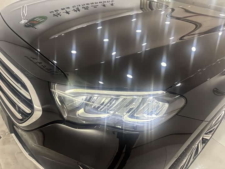 Фото 9 - Mercedes-Benz E-Class