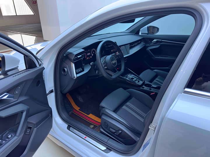 Фото 9 - Audi A3