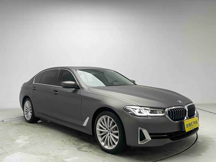 Фото 3 - BMW 5 Series