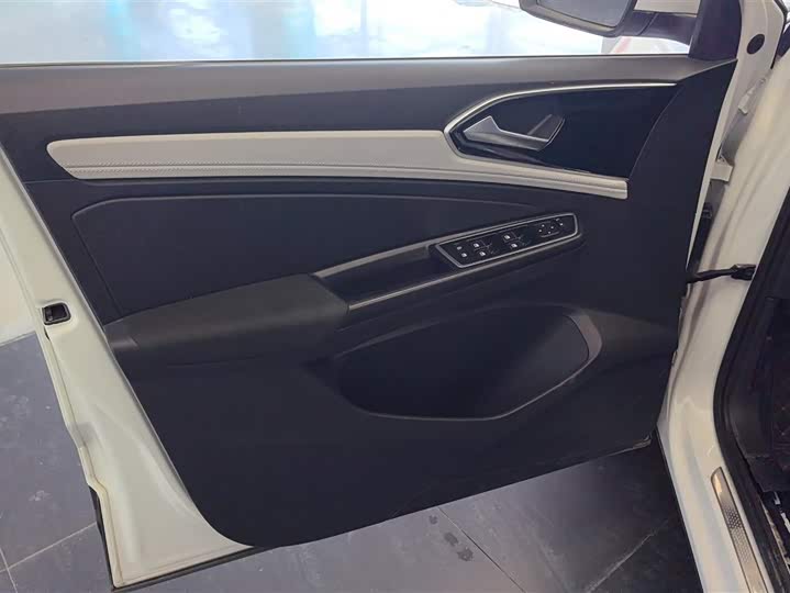 Фото 7 - Jetta VS7