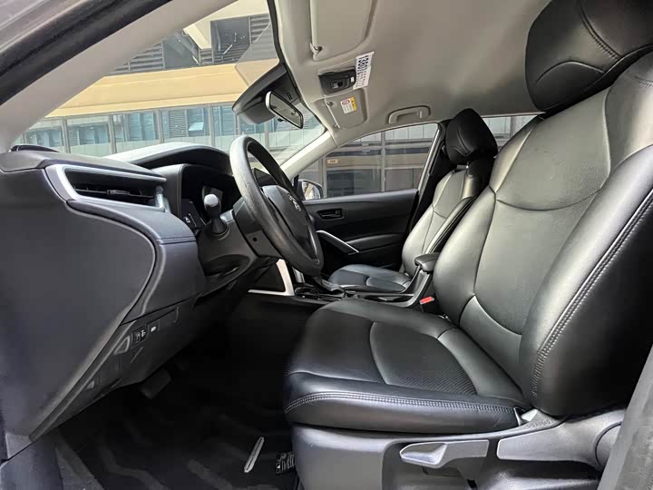 Фото 9 - Toyota Corolla Cross