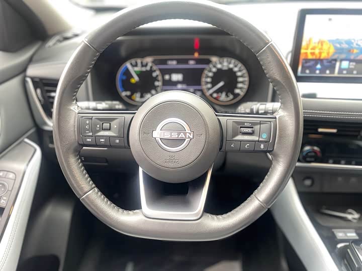 Фото 9 - Nissan X-Trail