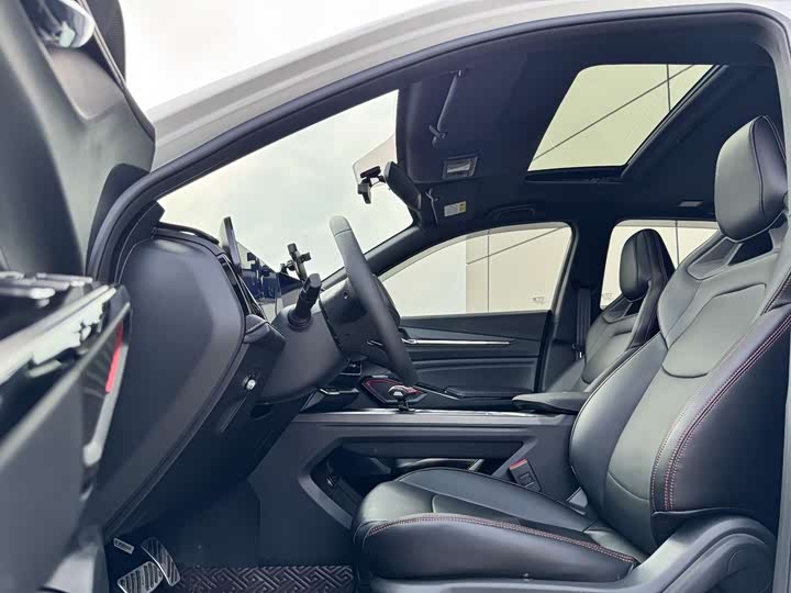 Фото 7 - Changan X5 Plus