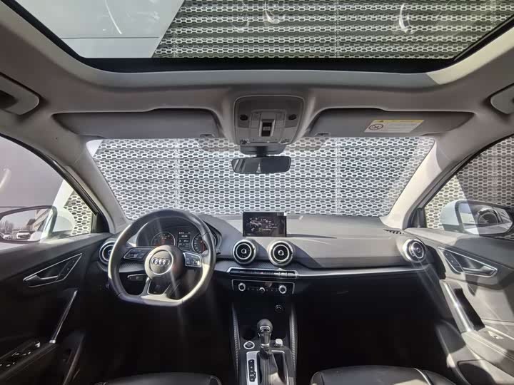 Фото 8 - Audi Q2L
