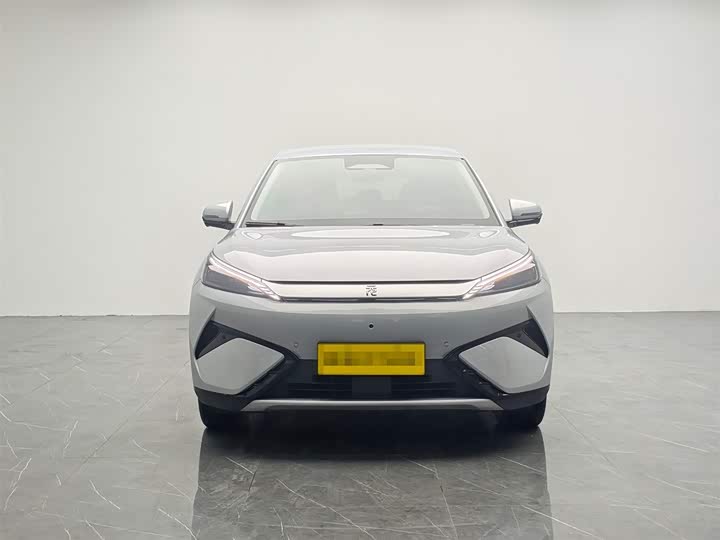 Фото 2 - BYD Yuan Plus