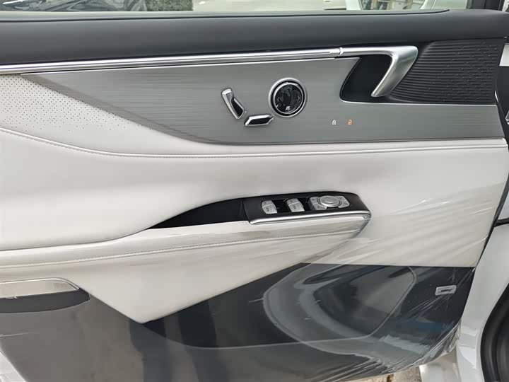 Фото 4 - Buick GL8 Hybrid