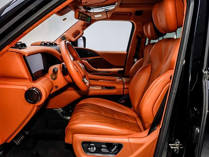 Фото 8 - BYD Yangwang U8