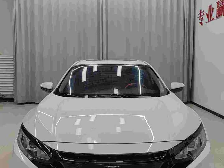 Фото 2 - Honda Civic