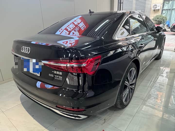 Фото 7 - Audi A6L