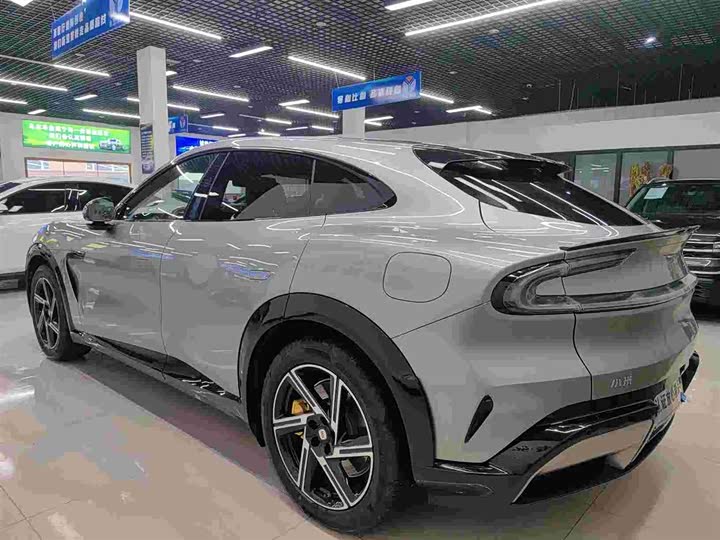 Фото 6 - Xiaomi YU7