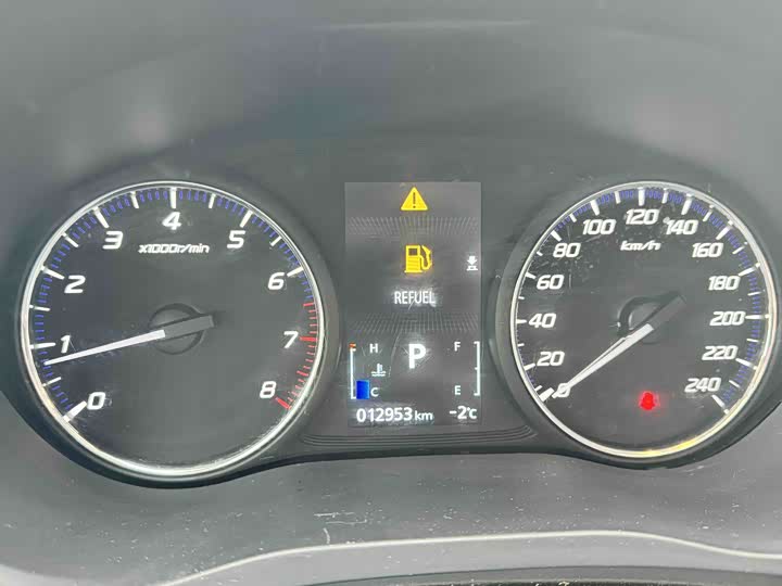 Фото 9 - Mitsubishi Outlander