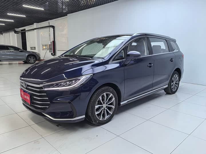 Фото 1 - BYD Song