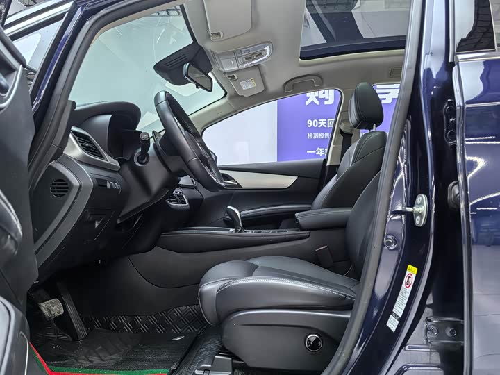 Фото 6 - BYD Song