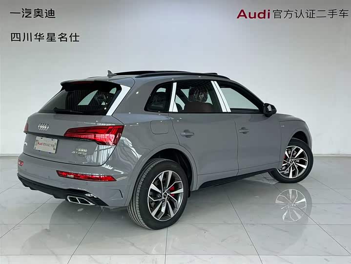 Фото 4 - Audi Q5L