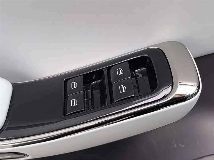 Фото 9 - Leapmotor C01