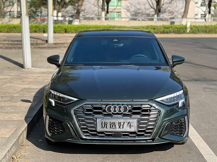 Фото 2 - Audi A3