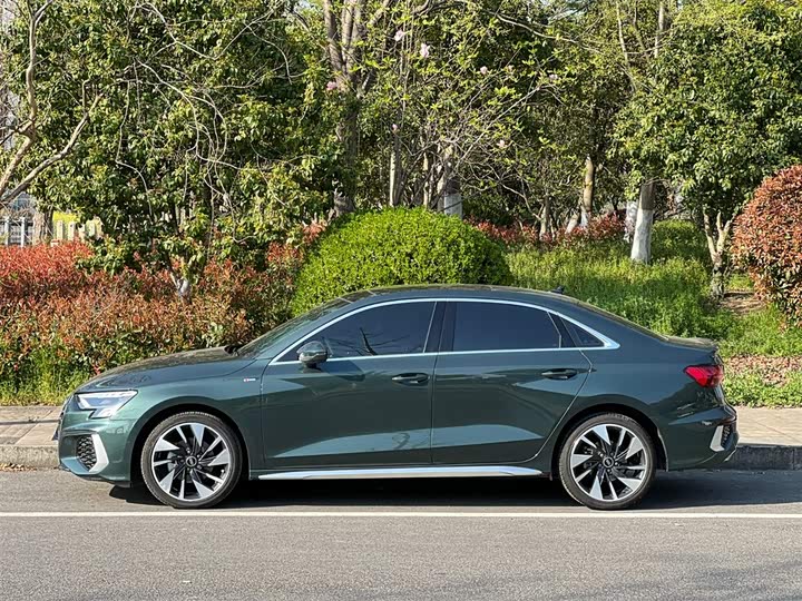 Фото 5 - Audi A3