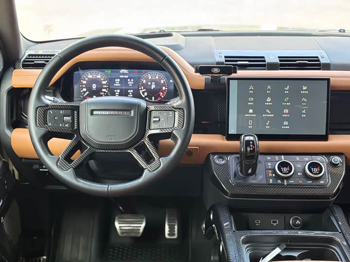 Фото 6 - Land Rover Defender