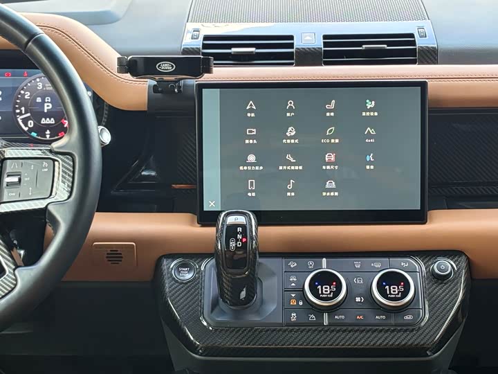 Фото 7 - Land Rover Defender