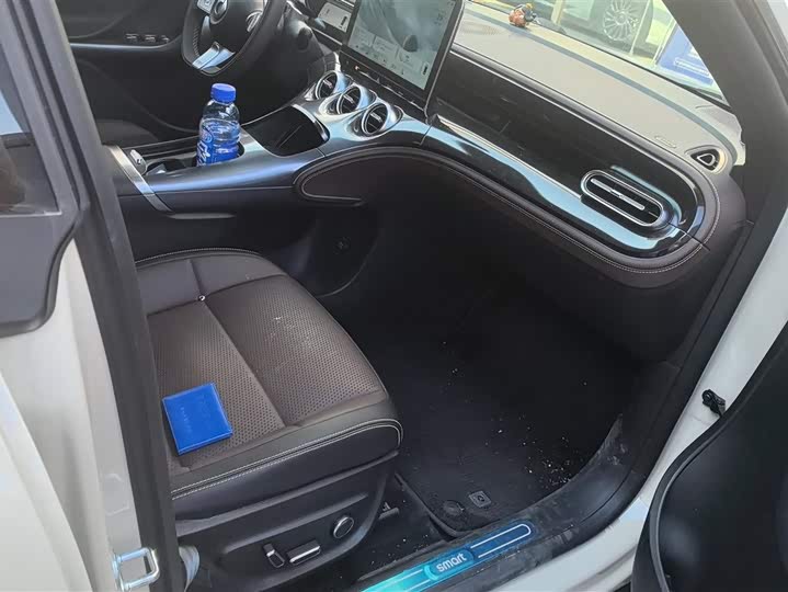 Фото 8 - Smart #3