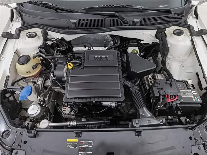 Фото 6 - Volkswagen Lavida