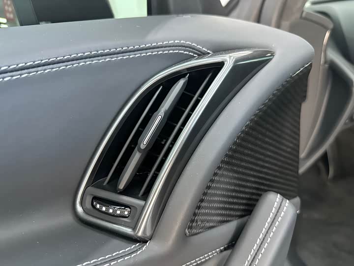 Фото 6 - Audi R8