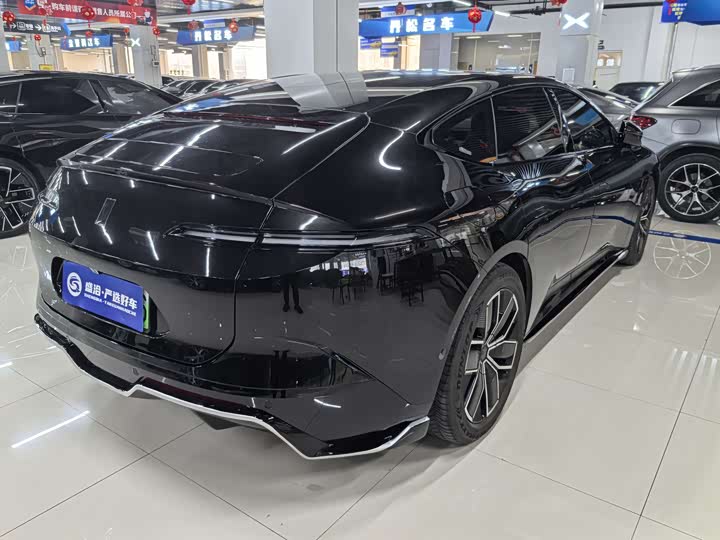 Фото 6 - Avatr 12